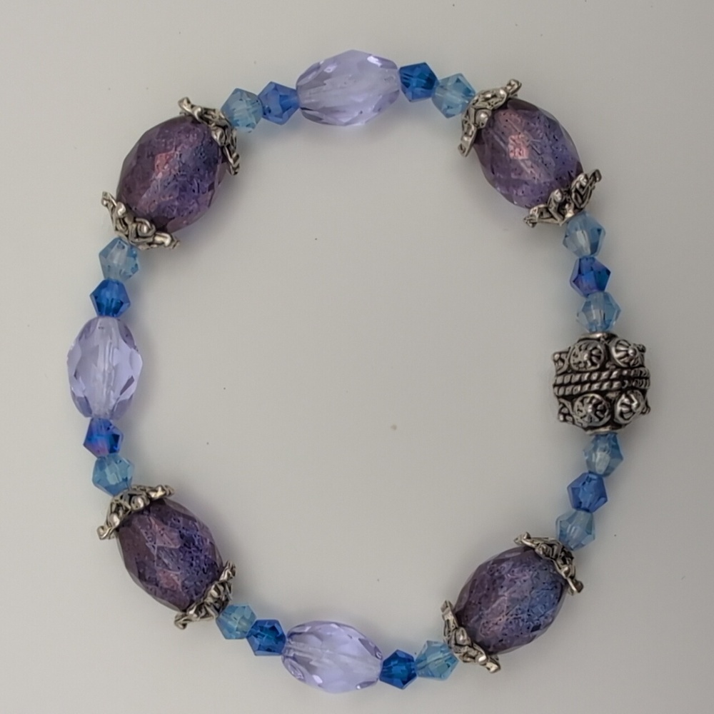 Elegant Periwinkle, Purple, Blue Beaded Stretch Bracelet 7"
